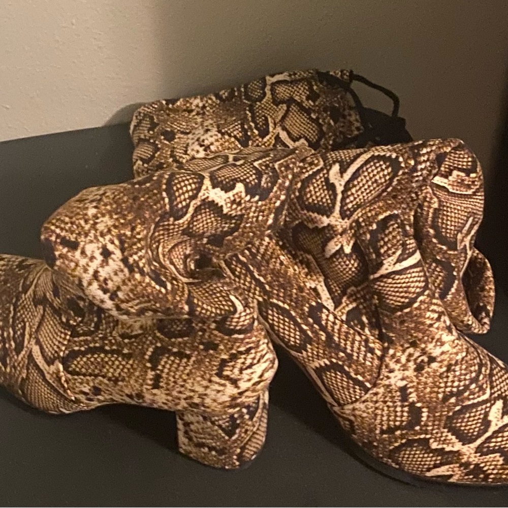 SHEIN Brown Snake Print Over the Knee Boots